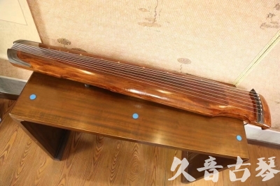 齐齐哈尔市●久音古琴  ●今日推荐20230527  [断纹仲尼式]